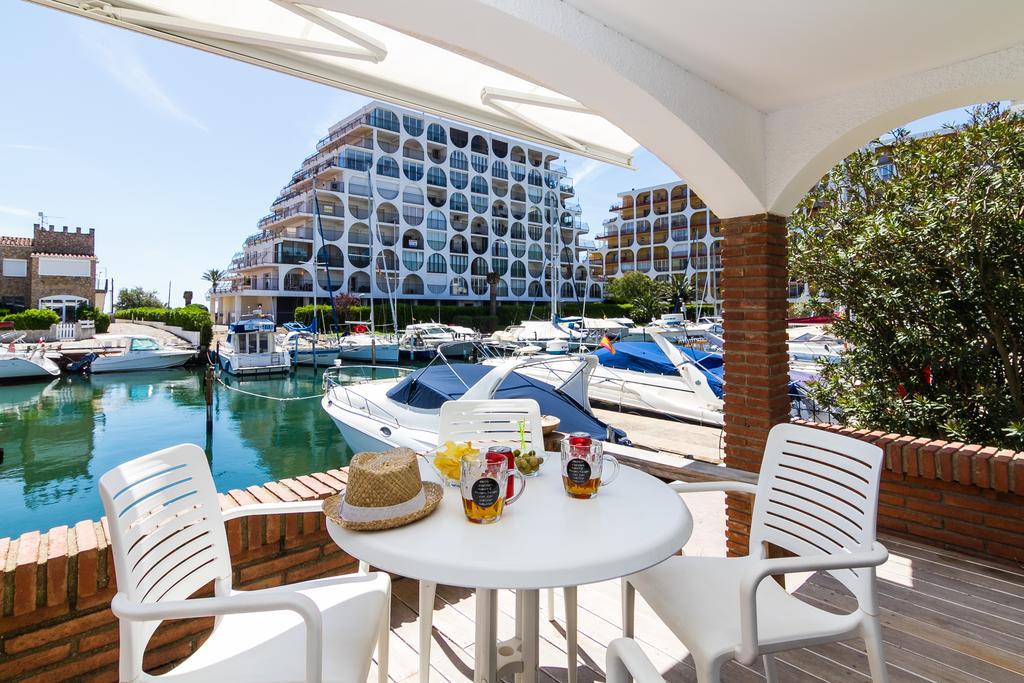 Vista Roses Mar - Casa Pescador Villa Empuriabrava Eksteriør bilde
